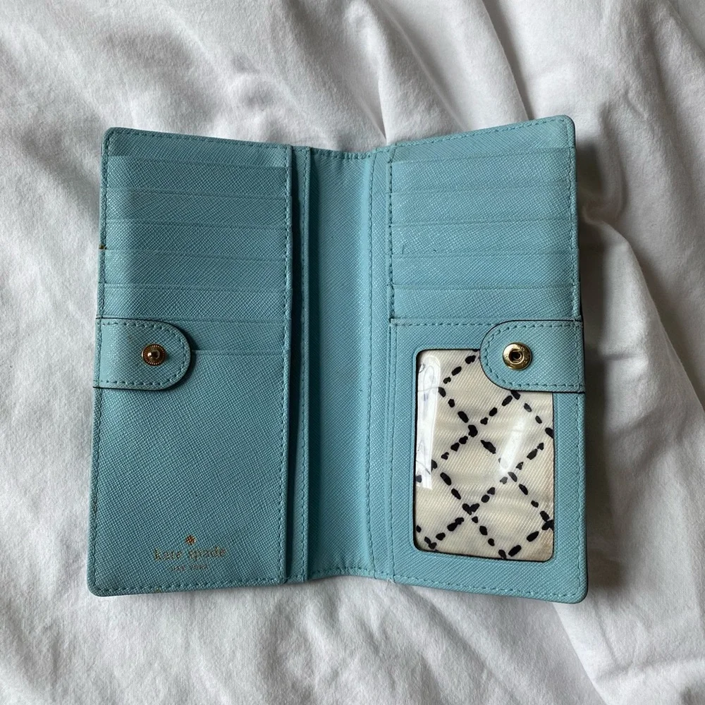 ✨ KATE SPADE WALLET ✨ - Picture 4 of 8
